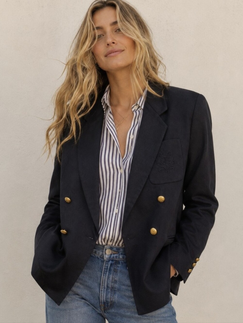 Vtg Liz Claiborne 100% Wool Blazer Navy Double Breasted Embroidered Crest Sz 12